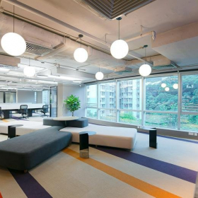 Office accomodations to let in Hong Kong. Click for details.
